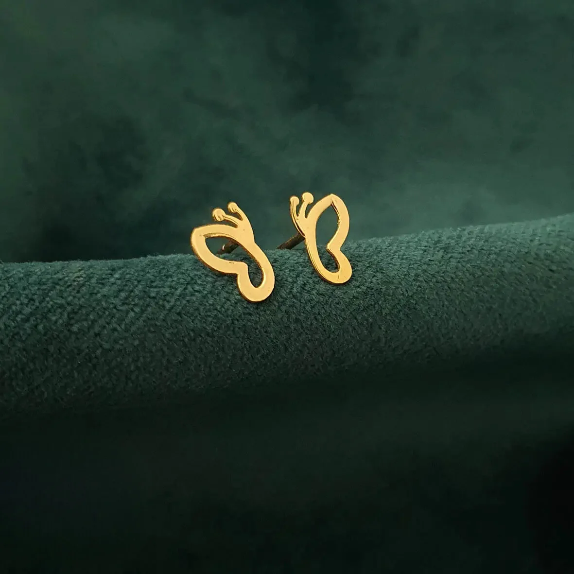 گوشواره بال پروانه